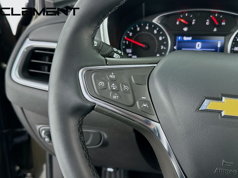 Chevrolet Equinox Vehicle Full-screen Gallery Image 15