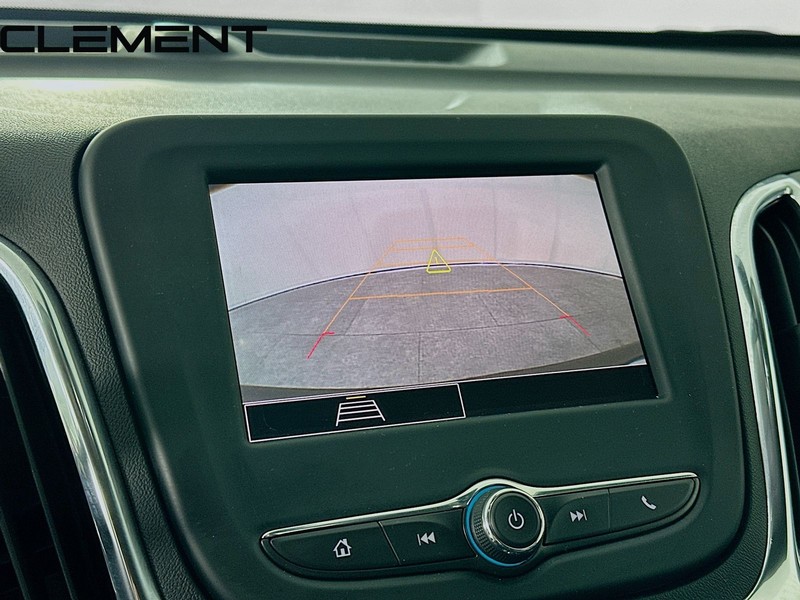 Chevrolet Equinox Vehicle Full-screen Gallery Image 20