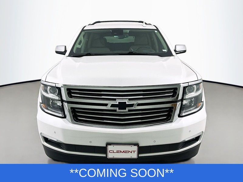 Chevrolet Suburban Vehicle Image 02