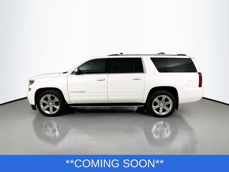 Chevrolet Suburban Vehicle Image 04