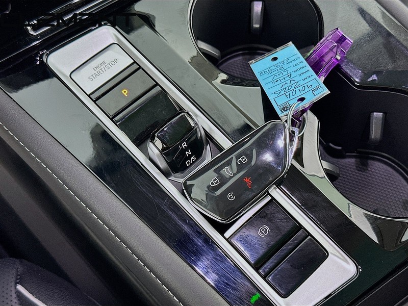 Volkswagen Atlas Vehicle Image 24