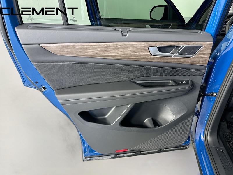 Volkswagen Atlas Vehicle Image 33