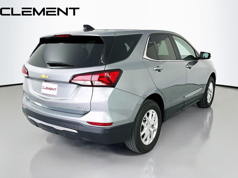 Chevrolet Equinox Vehicle Full-screen Gallery Image 07