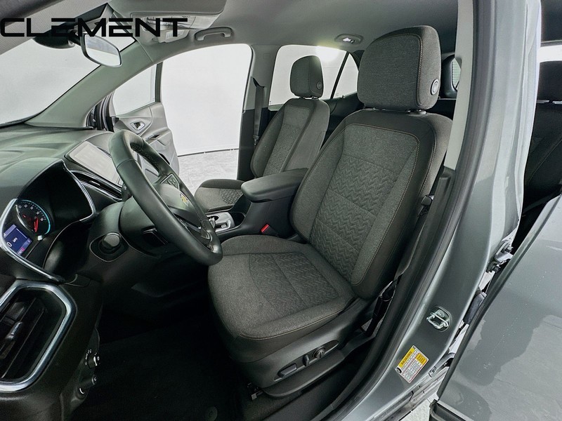 Chevrolet Equinox Vehicle Full-screen Gallery Image 29