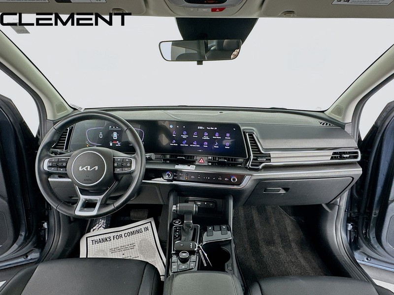 Kia Sportage Vehicle Full-screen Gallery Image 12