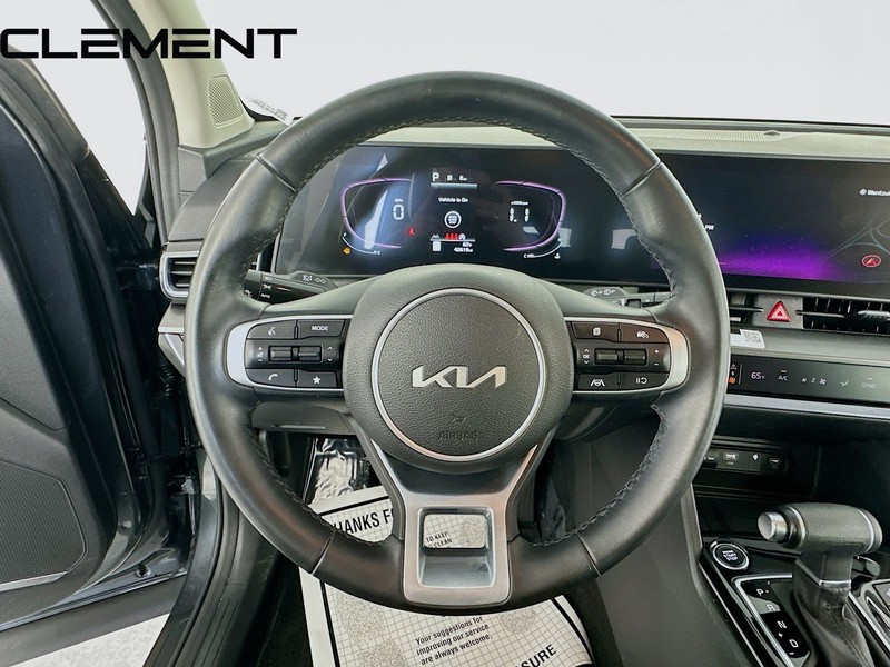 Kia Sportage Vehicle Full-screen Gallery Image 14