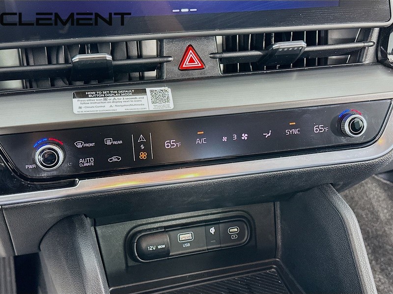 Kia Sportage Vehicle Full-screen Gallery Image 22