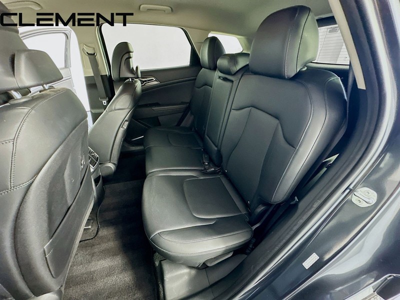 Kia Sportage Vehicle Full-screen Gallery Image 32