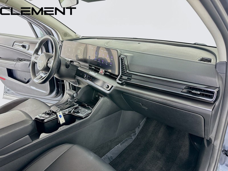 Kia Sportage Vehicle Full-screen Gallery Image 34