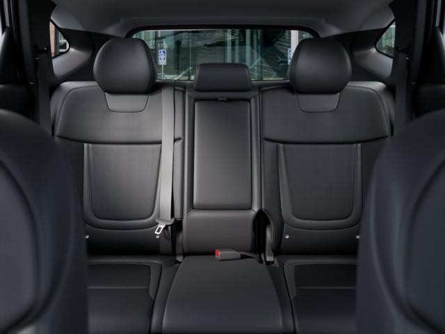 Hyundai Tucson Hybrid Vehicle Full-screen Gallery Image 12