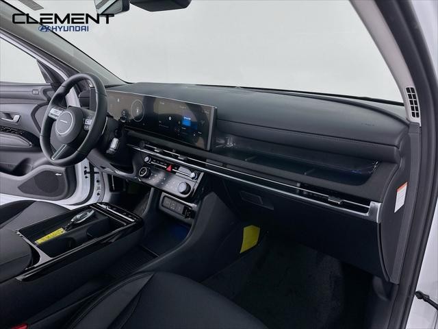 Hyundai Tucson Hybrid Vehicle Full-screen Gallery Image 31