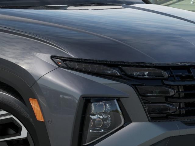 Hyundai Tucson Hybrid Vehicle Full-screen Gallery Image 9