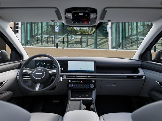 Hyundai Tucson Hybrid Vehicle Full-screen Gallery Image 11