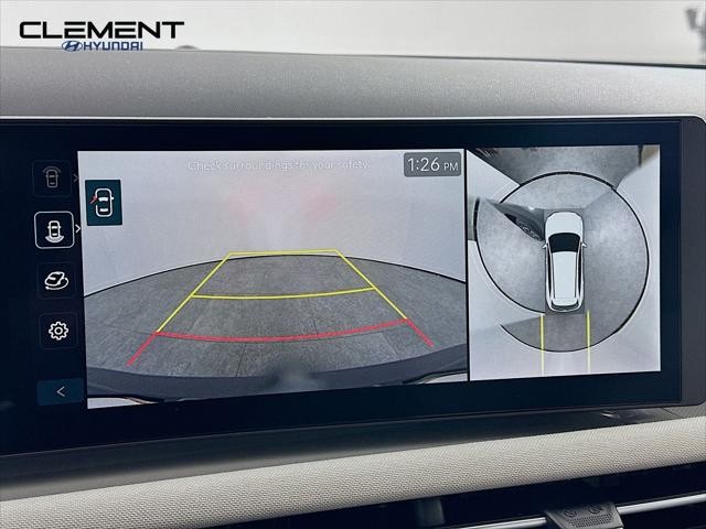 Hyundai Tucson Hybrid Vehicle Full-screen Gallery Image 18