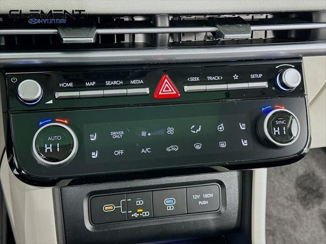 Hyundai Tucson Hybrid Vehicle Full-screen Gallery Image 19