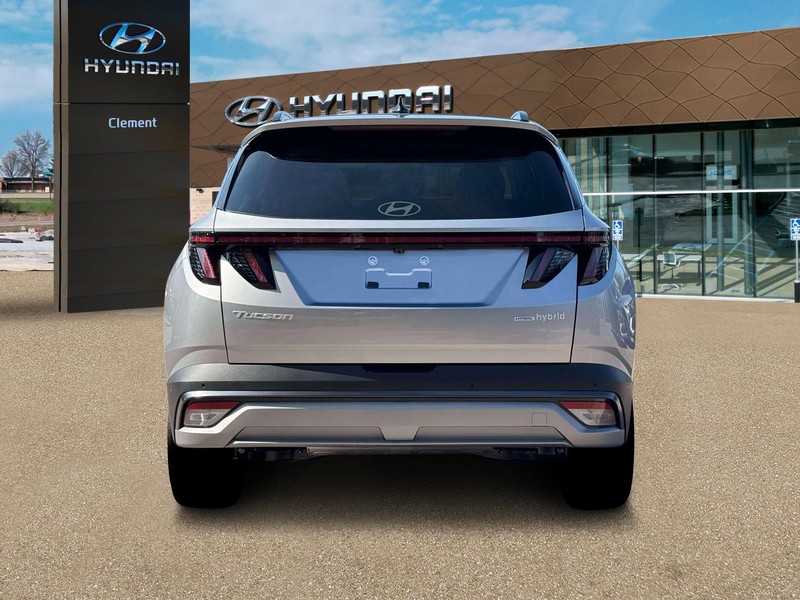 Hyundai Tucson Hybrid Vehicle Full-screen Gallery Image 6