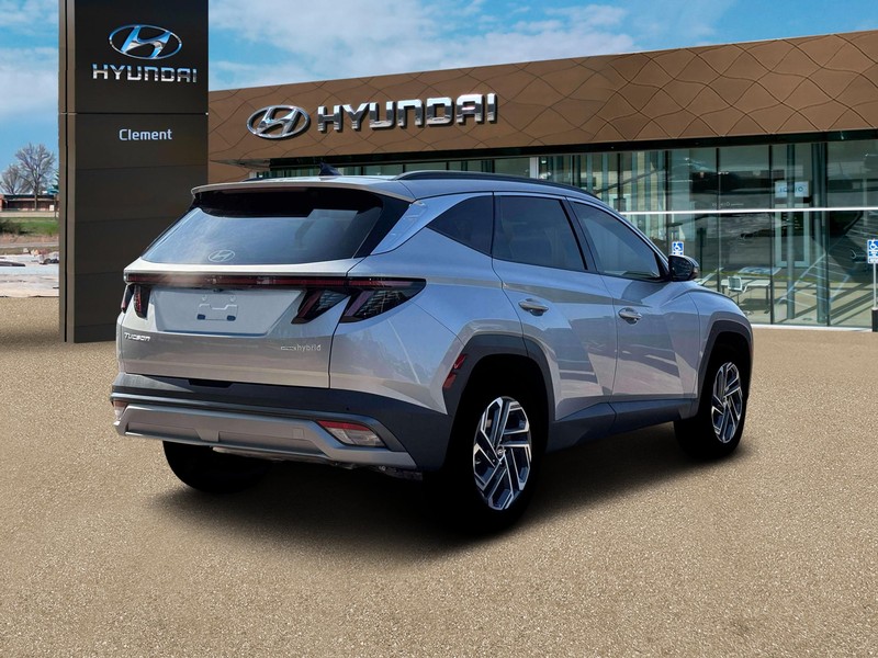 Hyundai Tucson Hybrid Vehicle Full-screen Gallery Image 7