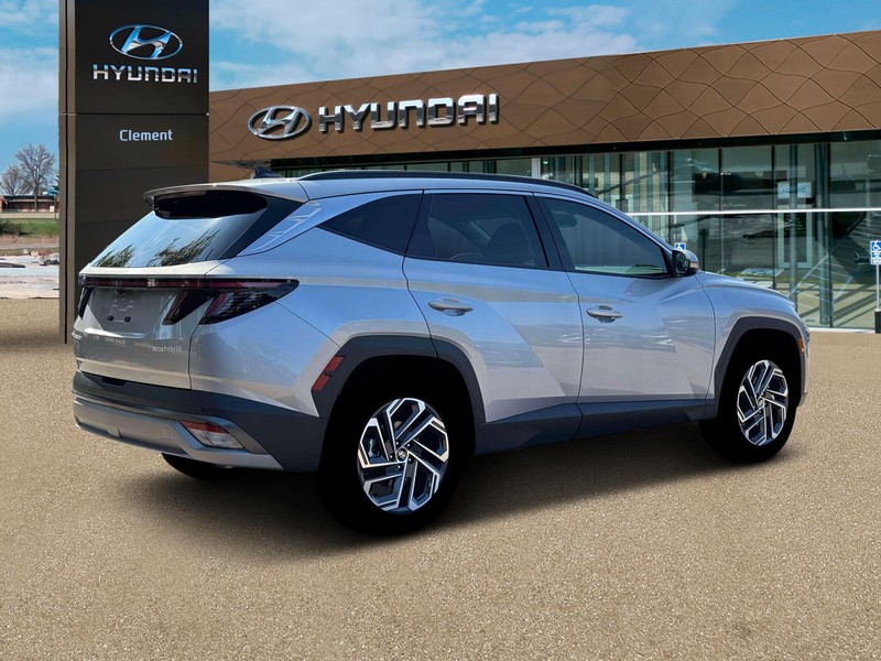 Hyundai Tucson Hybrid Vehicle Full-screen Gallery Image 8