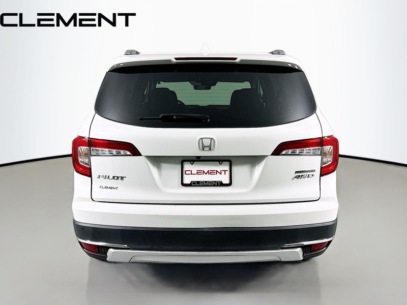 Honda Pilot Vehicle Full-screen Gallery Image 8