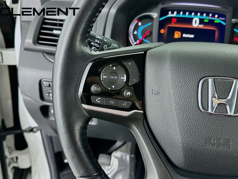 Honda Pilot Vehicle Full-screen Gallery Image 15