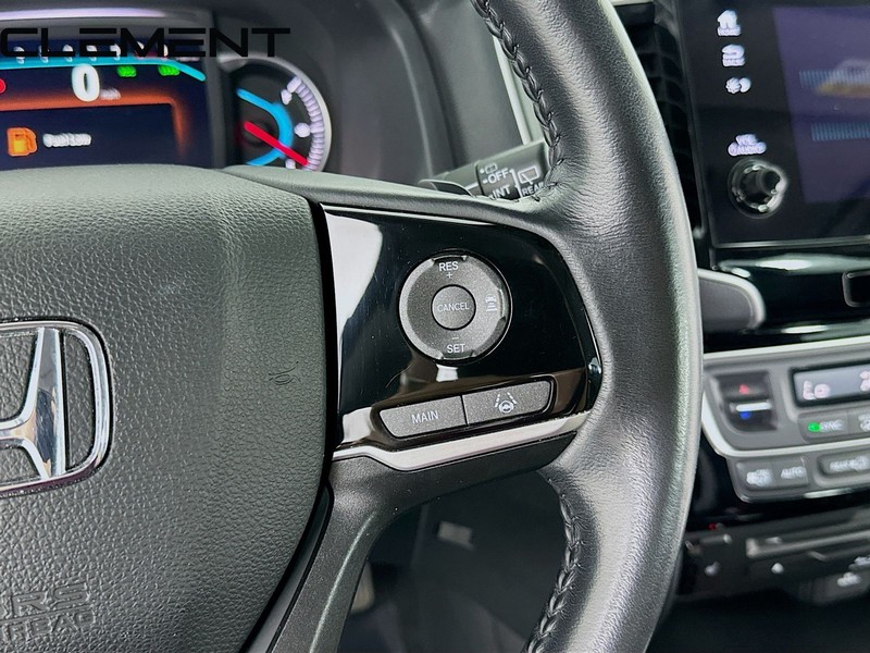 Honda Pilot Vehicle Full-screen Gallery Image 17