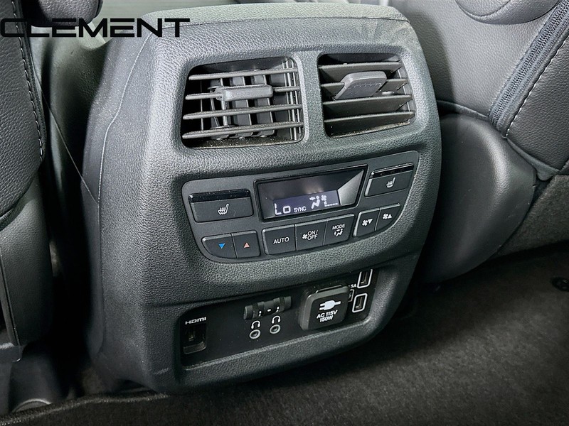 Honda Pilot Vehicle Full-screen Gallery Image 35