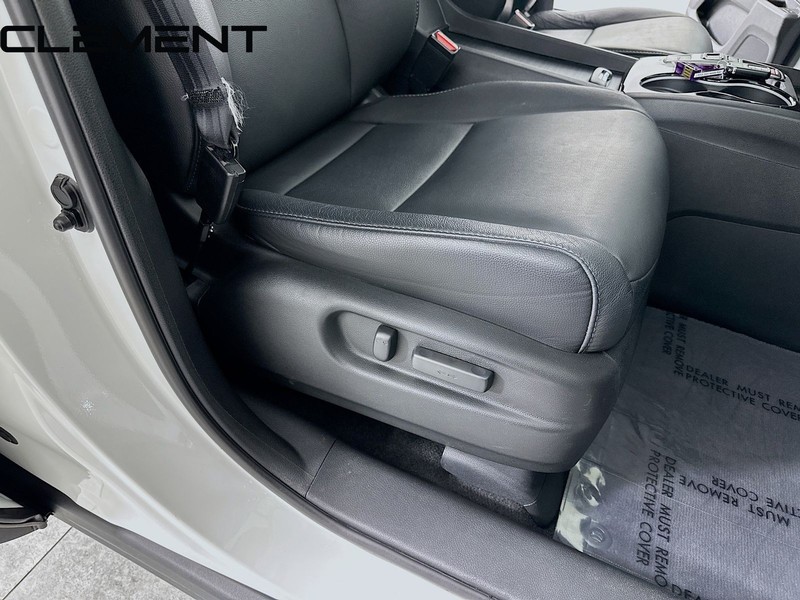 Honda Pilot Vehicle Full-screen Gallery Image 36