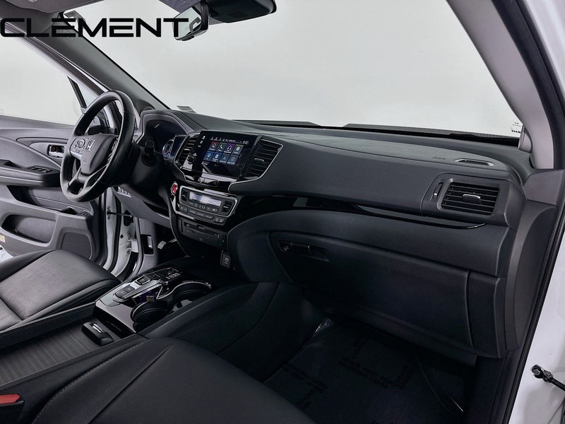 Honda Pilot Vehicle Full-screen Gallery Image 37