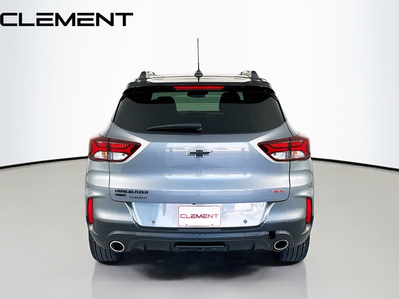 Chevrolet Trailblazer Vehicle Full-screen Gallery Image 8