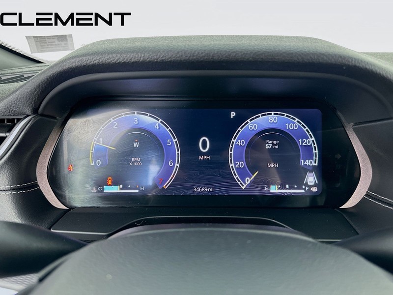 Jeep Grand Cherokee L Vehicle Full-screen Gallery Image 18