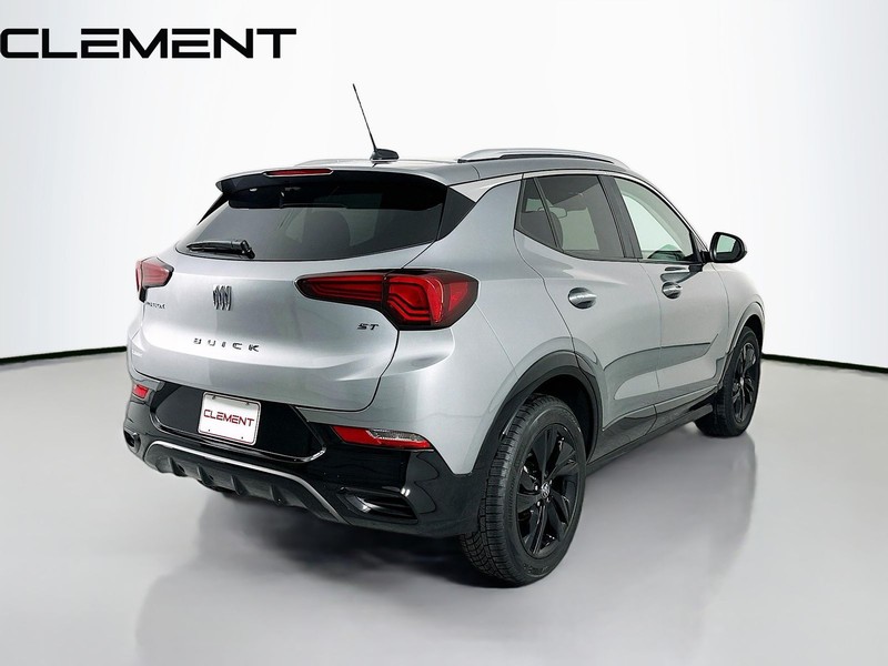 Buick Encore GX Vehicle Full-screen Gallery Image 7