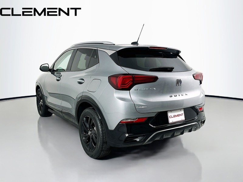 Buick Encore GX Vehicle Full-screen Gallery Image 10