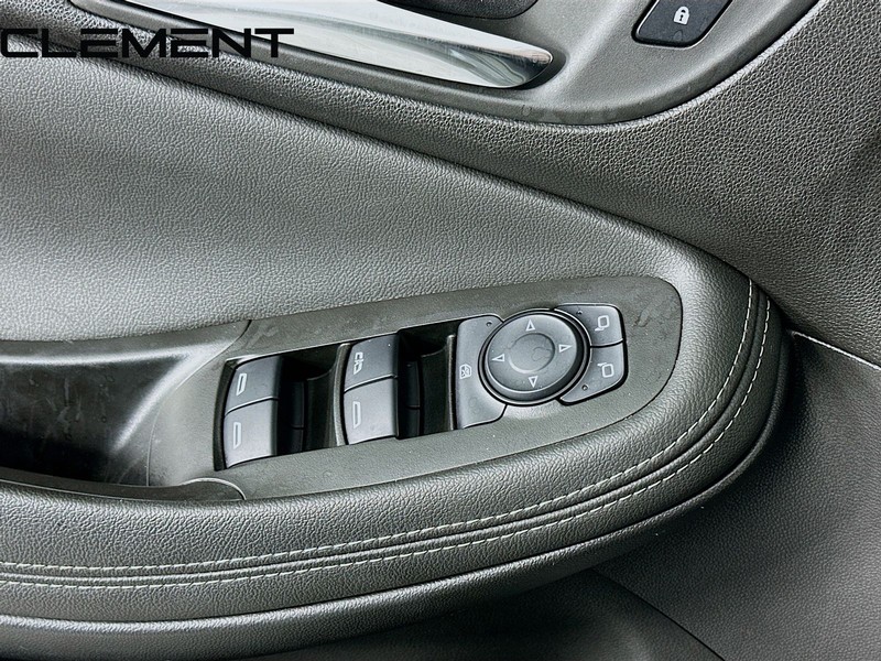 Buick Encore GX Vehicle Full-screen Gallery Image 25