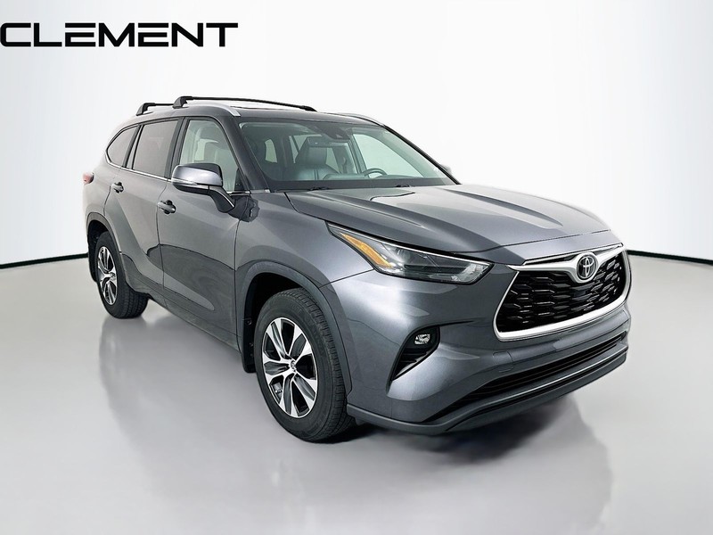 Toyota Highlander Vehicle Full-screen Gallery Image 5