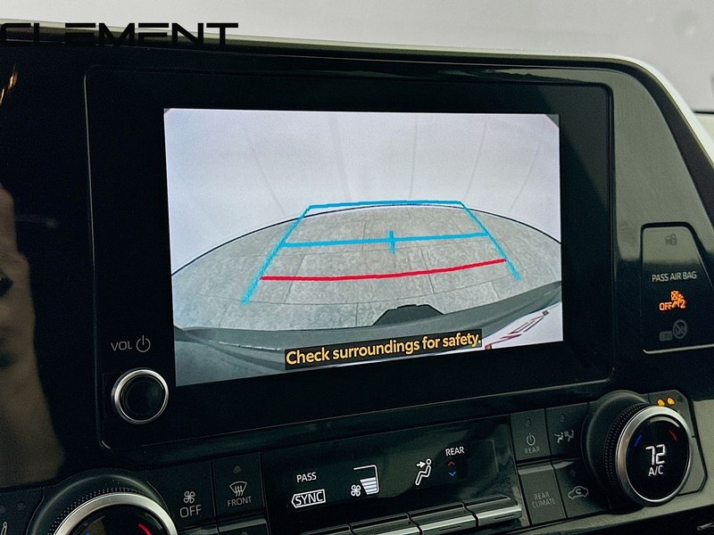 Toyota Highlander Vehicle Full-screen Gallery Image 20