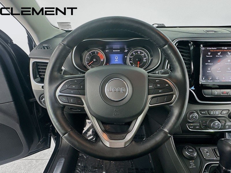 Jeep Cherokee Vehicle Full-screen Gallery Image 14