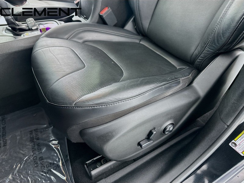 Jeep Cherokee Vehicle Full-screen Gallery Image 29