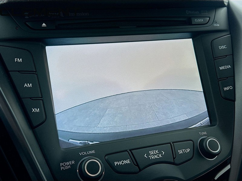Hyundai Veloster Vehicle Full-screen Gallery Image 20
