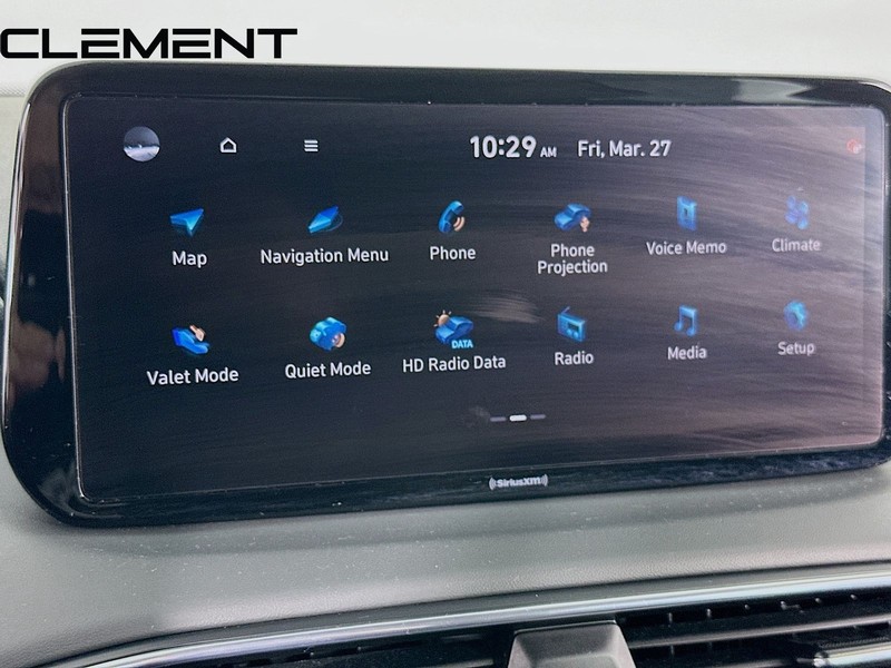 Hyundai Santa Fe Vehicle Full-screen Gallery Image 19