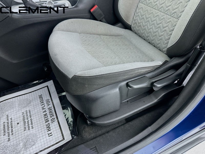 Chevrolet Equinox Vehicle Full-screen Gallery Image 27