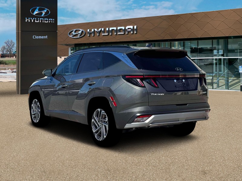 Hyundai Tucson Hybrid Vehicle Full-screen Gallery Image 5