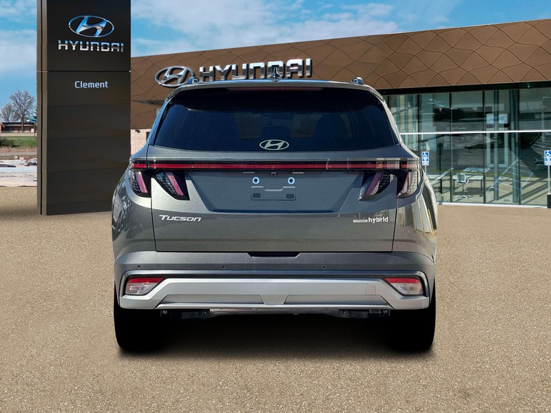 Hyundai Tucson Hybrid Vehicle Full-screen Gallery Image 6