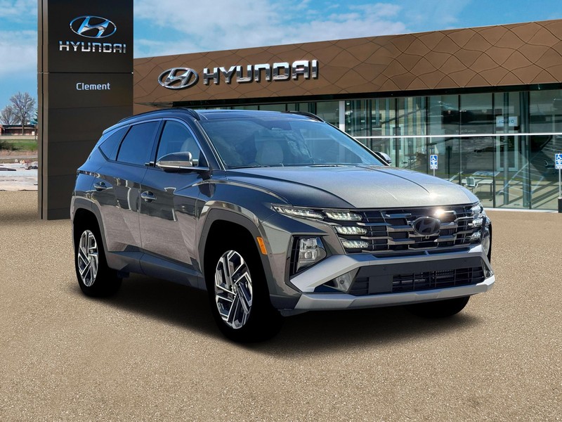 Hyundai Tucson Hybrid Vehicle Full-screen Gallery Image 11