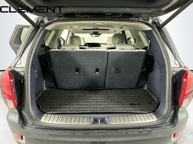 Hyundai Palisade Vehicle Full-screen Gallery Image 11