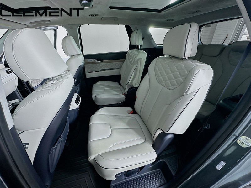Hyundai Palisade Vehicle Full-screen Gallery Image 34