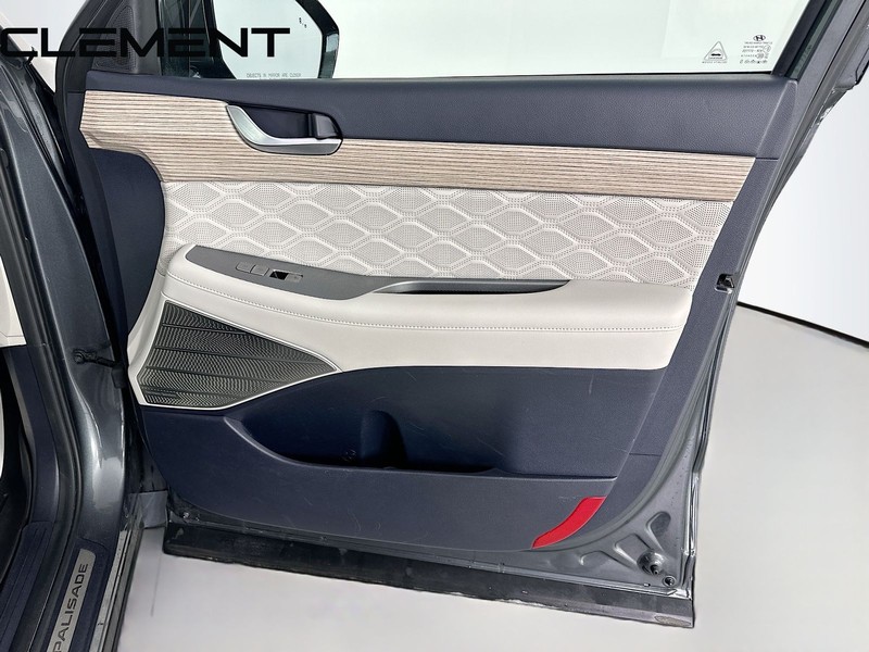 Hyundai Palisade Vehicle Full-screen Gallery Image 39
