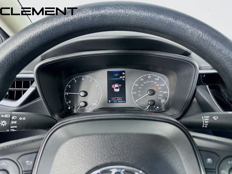 Toyota Corolla Vehicle Full-screen Gallery Image 18