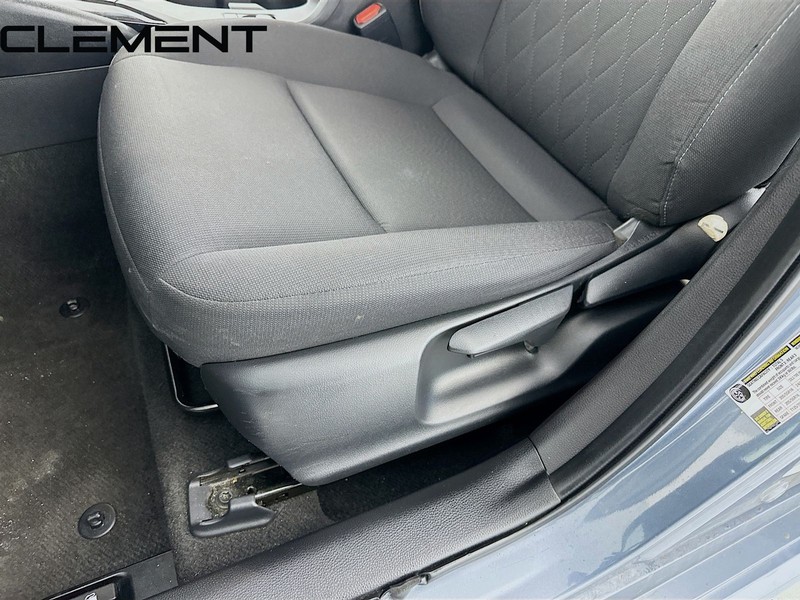 Toyota Corolla Vehicle Full-screen Gallery Image 27