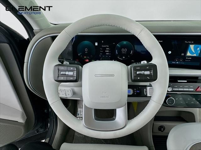 Hyundai Palisade Hybrid Vehicle Full-screen Gallery Image 13