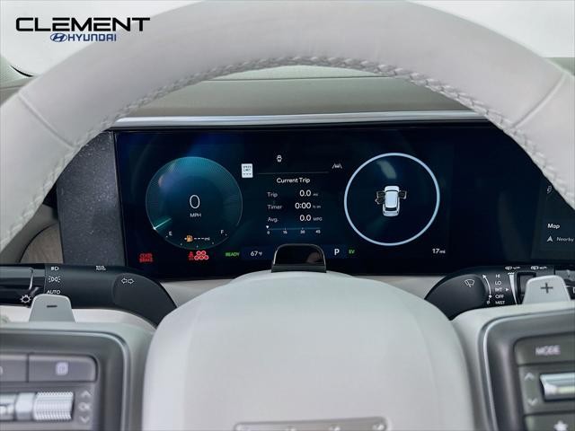 Hyundai Palisade Hybrid Vehicle Full-screen Gallery Image 16